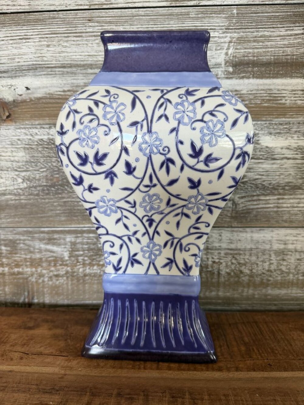 Oriental Accent Vase Chinoiserie Blue White Floral Motif Trellis Pattern Vintage